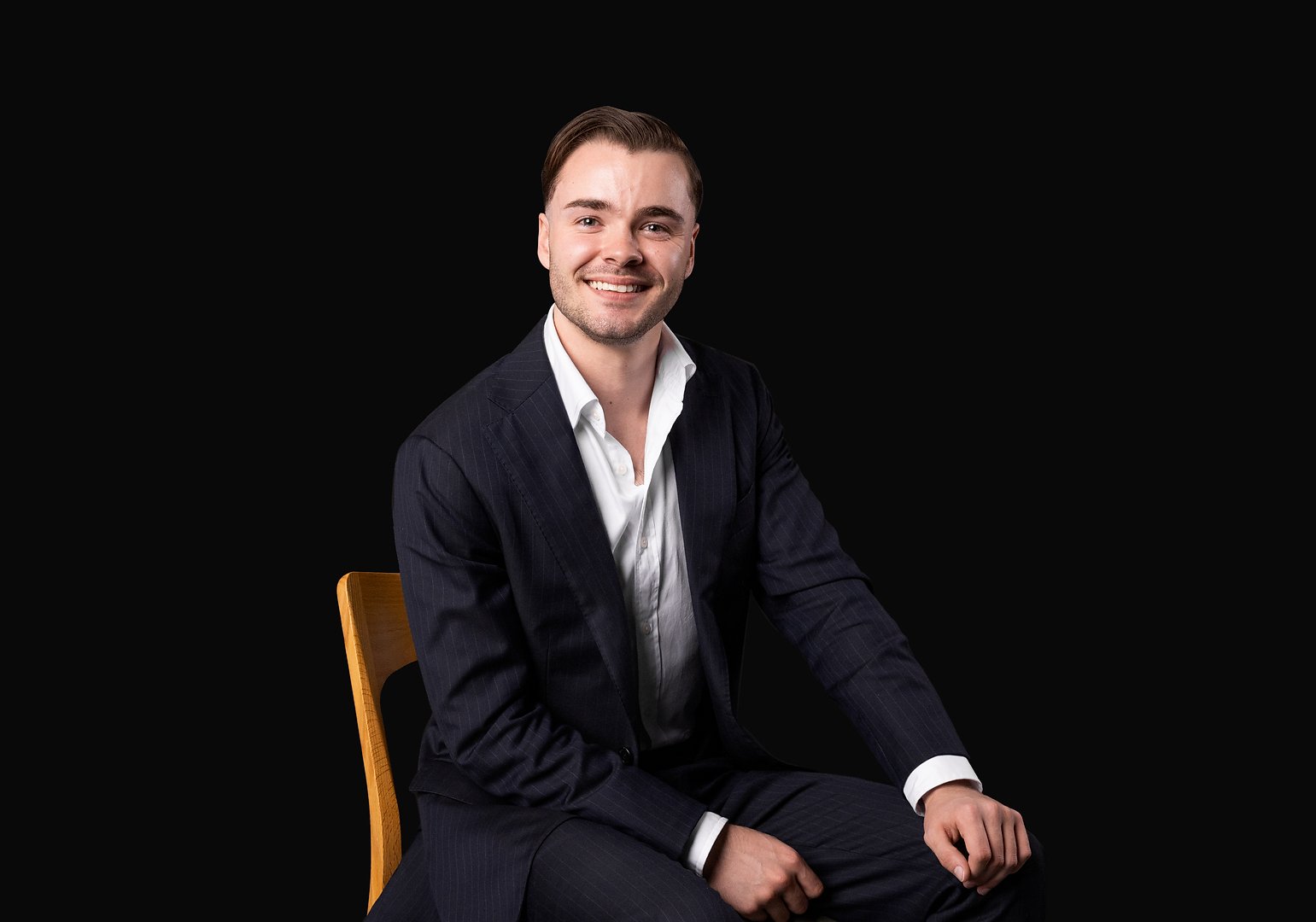 Finn Bird, Leasing Manager at 
