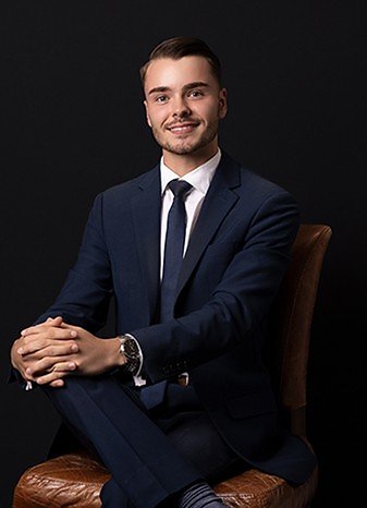 Finn Bird, Leasing Manager at 